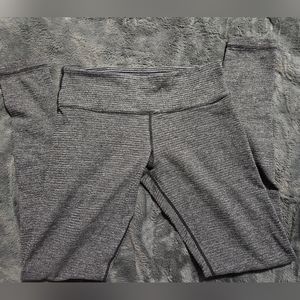 Lululemon Reversible Herringbone/stripped Leggings